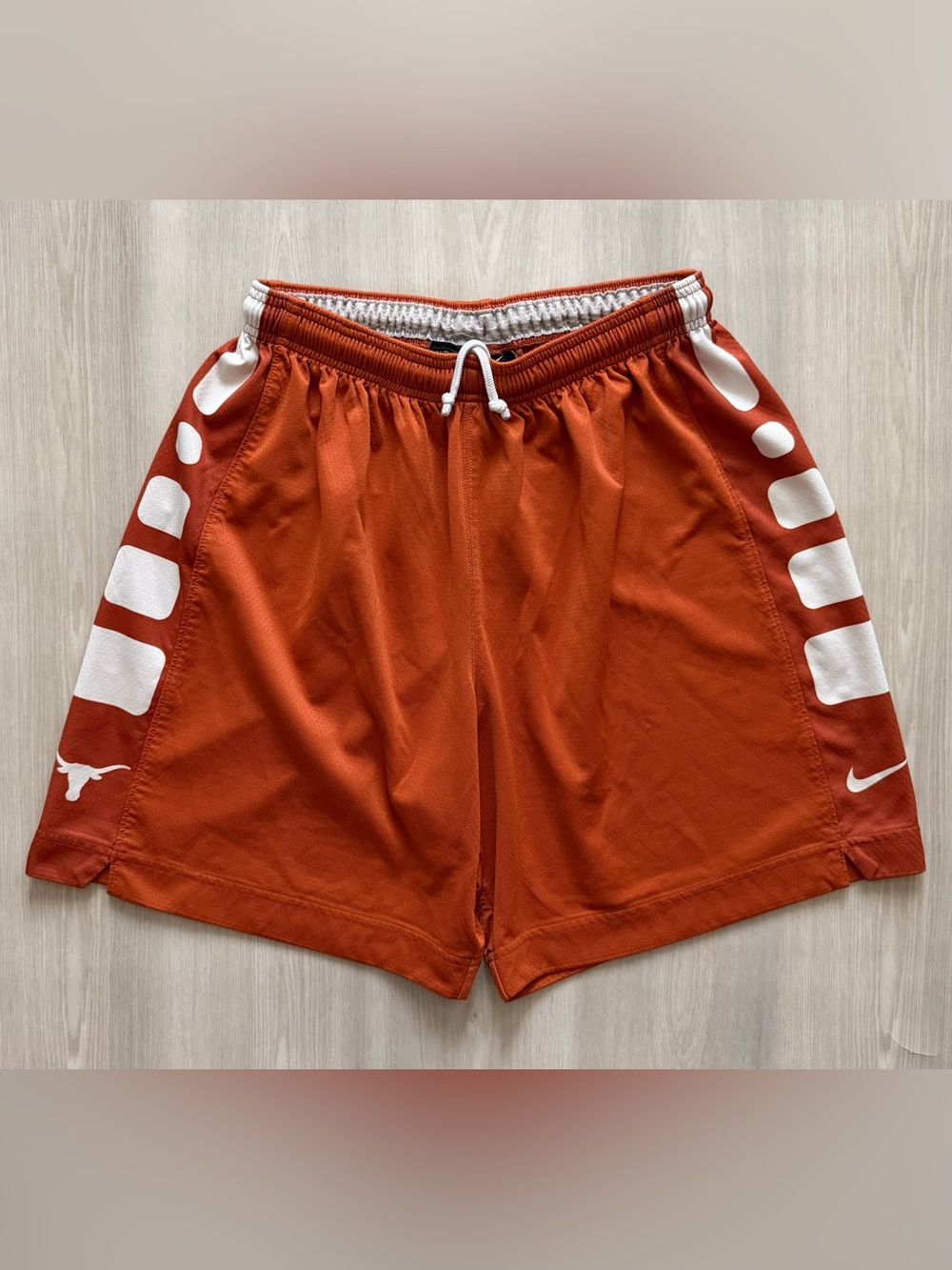 Nike Team Texas Longhorns NCAA Authentic Basketball Shorts Womens XL
